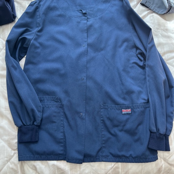 Scrub Jacket bundle - Picture 4 of 5